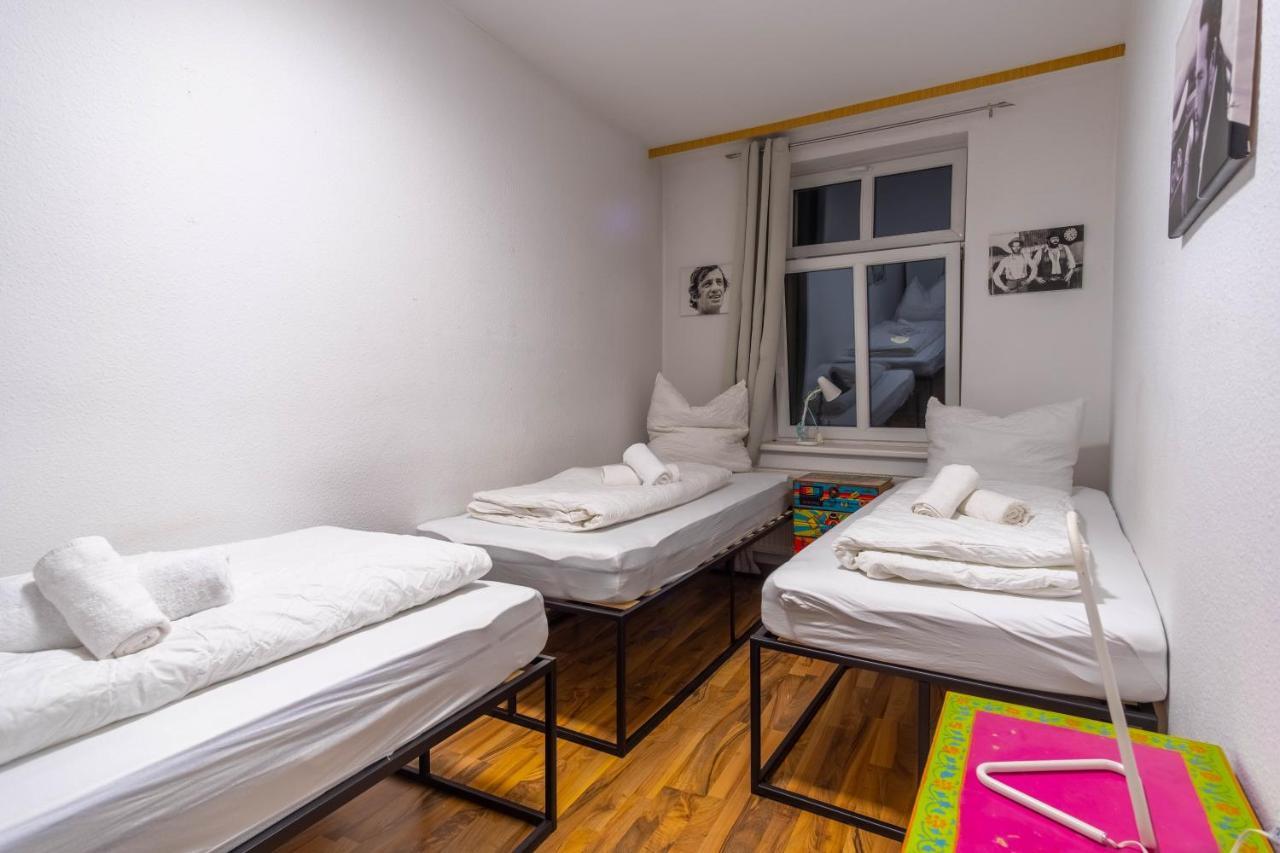 Apartment Balkon, Waschmaschine, Tv, Einzelbetten, Nahe Voelkerschlachtsdenkmal *